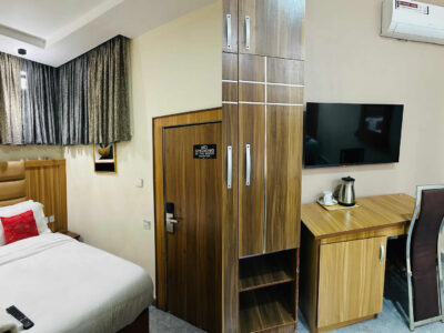 Rolarz Economy Rooms